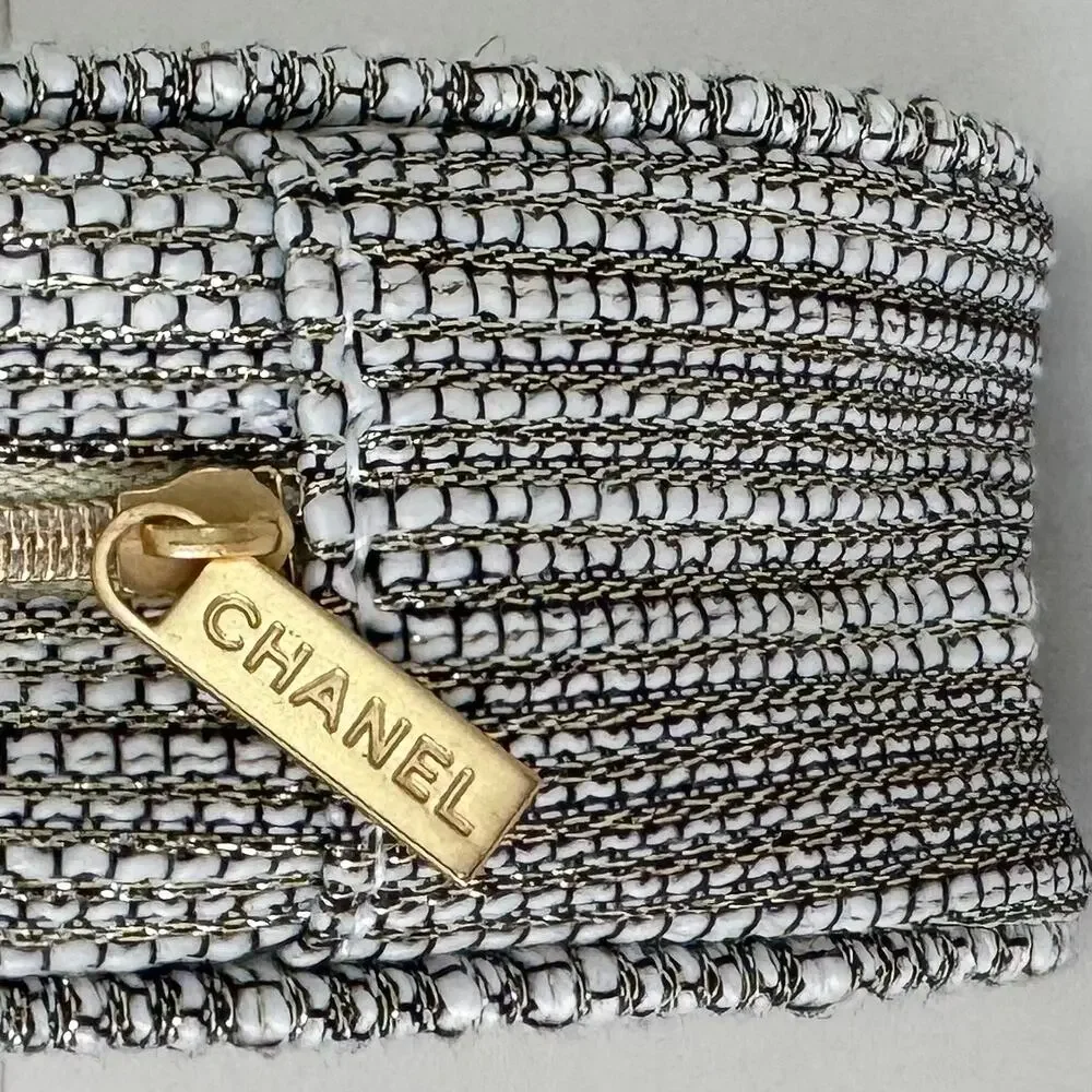 CHANEL textured silver